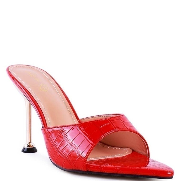 Shoes - 90. French Cut Red Heel Open Toe